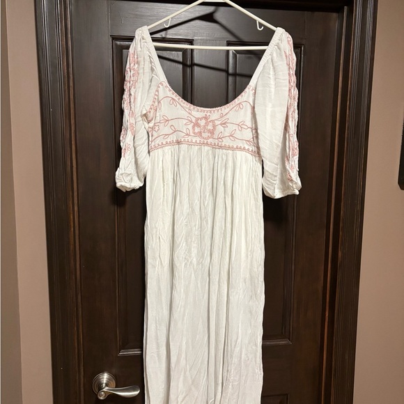Free People Dresses & Skirts - Free People White Dress with Pink Embroidery